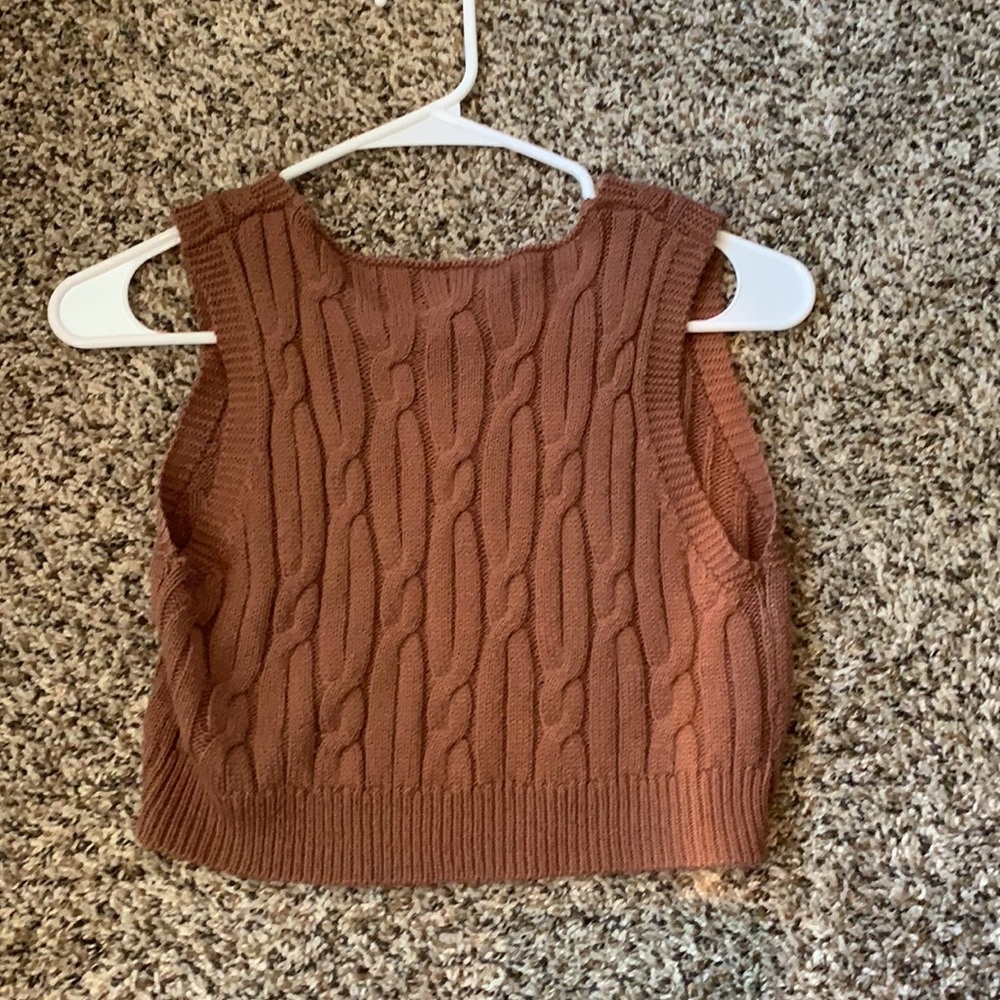 Cropped Sweater - Picture 2 of 2